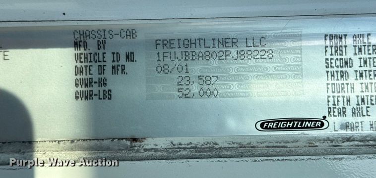 image for item DJ7766 2002 Freightliner Century Class semi truck