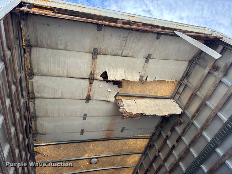 image for item DO2223 1998 International 4900 box truck