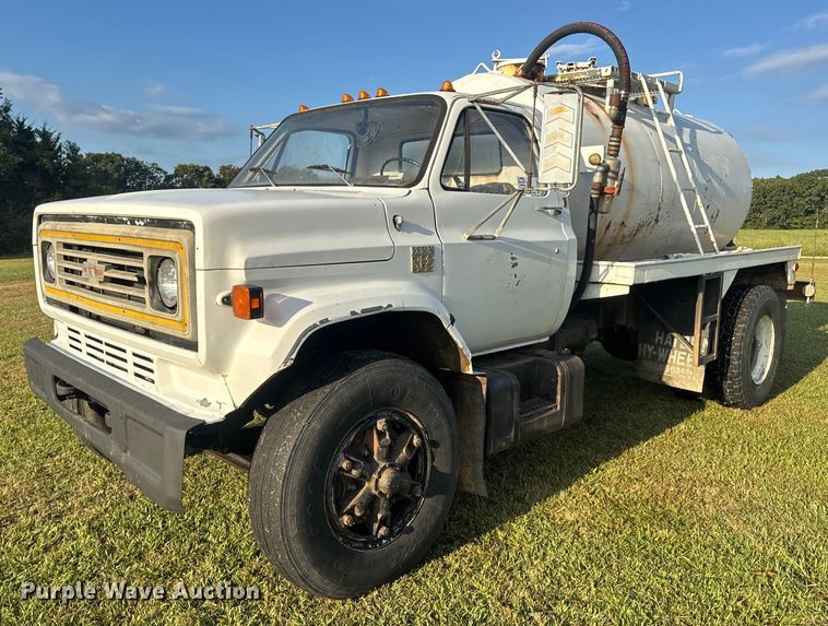 1978 Chevrolet C65 Vacuum Truck VIN: CCE668V117990 Lot: 999311535