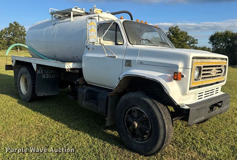 image for item DO2224 1978 Chevrolet C65 vacuum truck