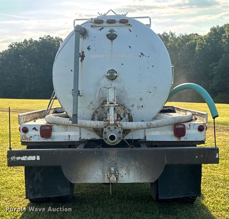 image for item DO2224 1978 Chevrolet C65 vacuum truck