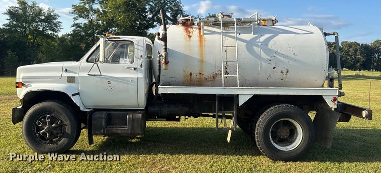 image for item DO2224 1978 Chevrolet C65 vacuum truck