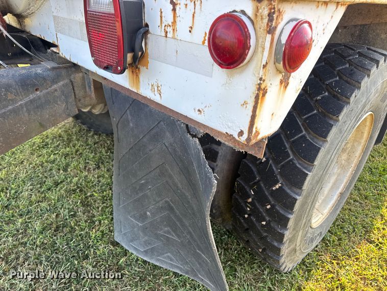 image for item DO2224 1978 Chevrolet C65 vacuum truck