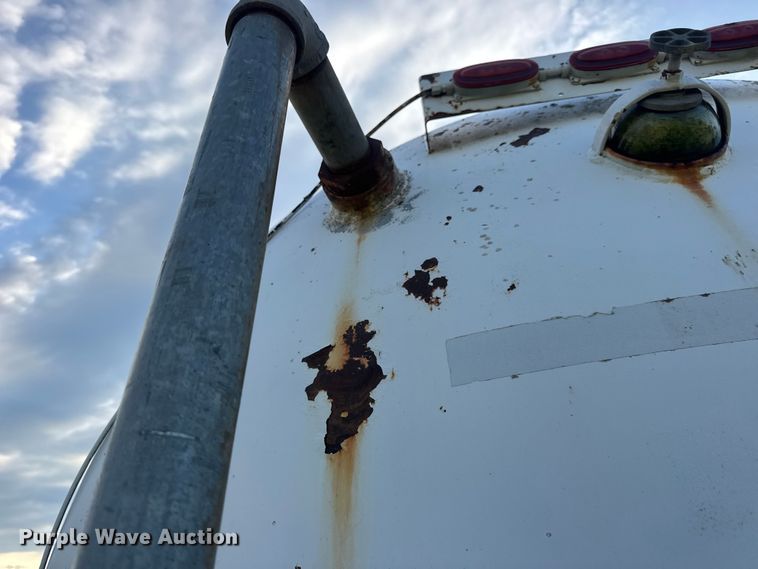 image for item DO2224 1978 Chevrolet C65 vacuum truck