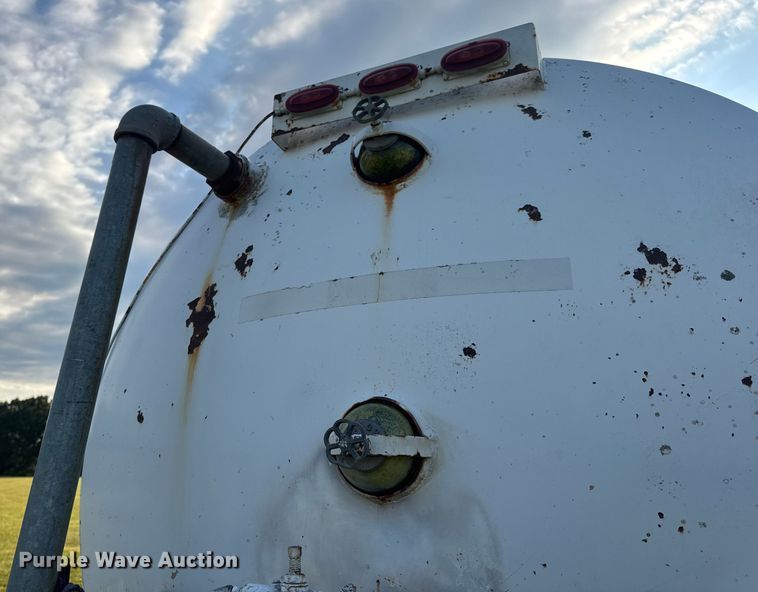 image for item DO2224 1978 Chevrolet C65 vacuum truck