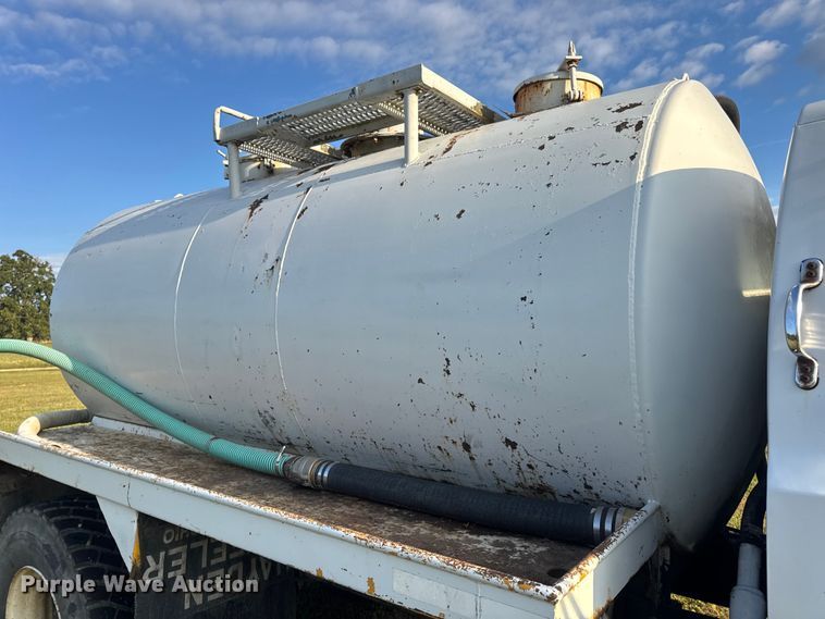 image for item DO2224 1978 Chevrolet C65 vacuum truck