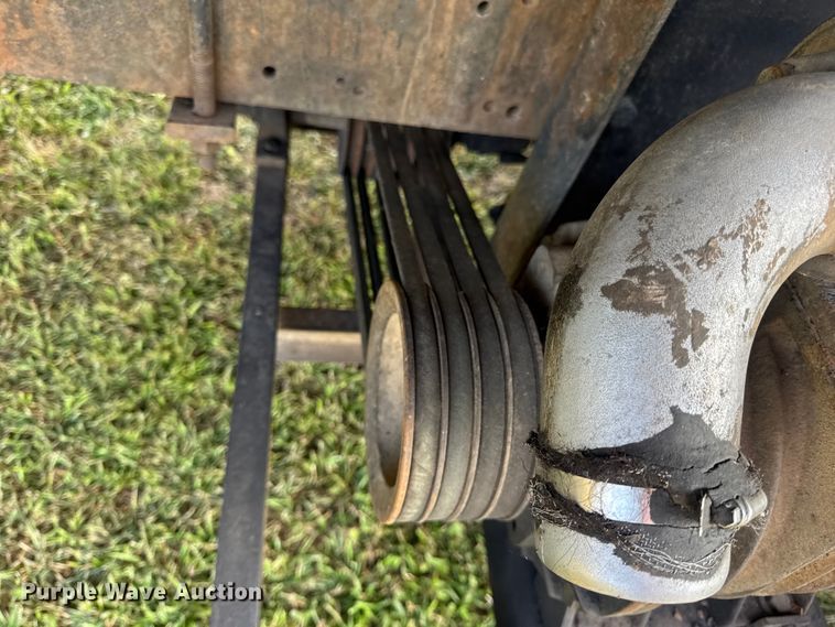 image for item DO2224 1978 Chevrolet C65 vacuum truck