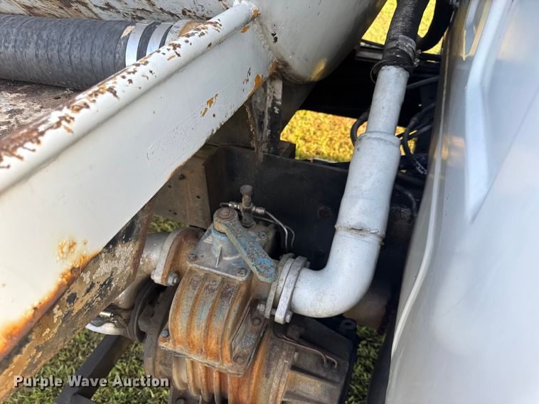 image for item DO2224 1978 Chevrolet C65 vacuum truck