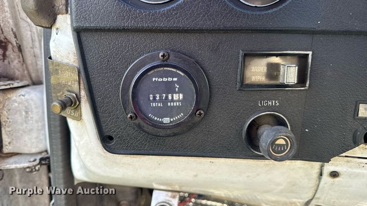 image for item DO2224 1978 Chevrolet C65 vacuum truck