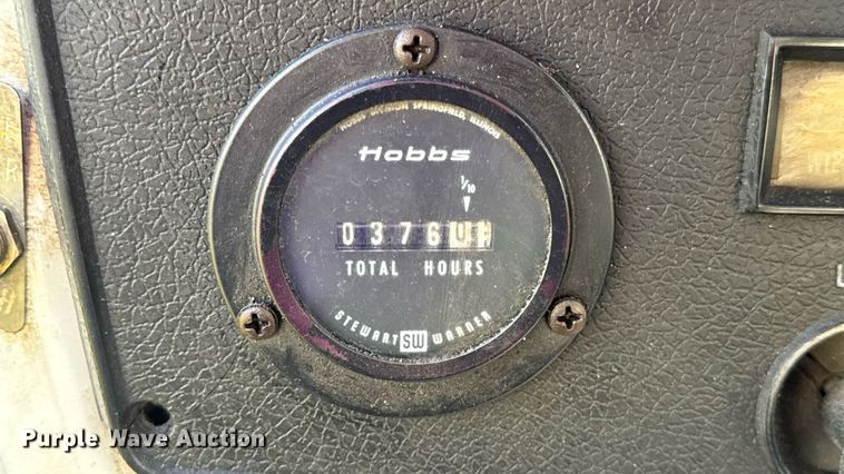 image for item DO2224 1978 Chevrolet C65 vacuum truck