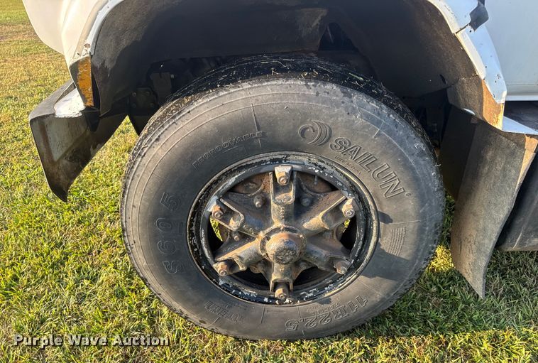 image for item DO2224 1978 Chevrolet C65 vacuum truck