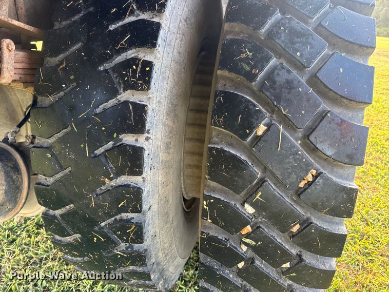 image for item DO2224 1978 Chevrolet C65 vacuum truck