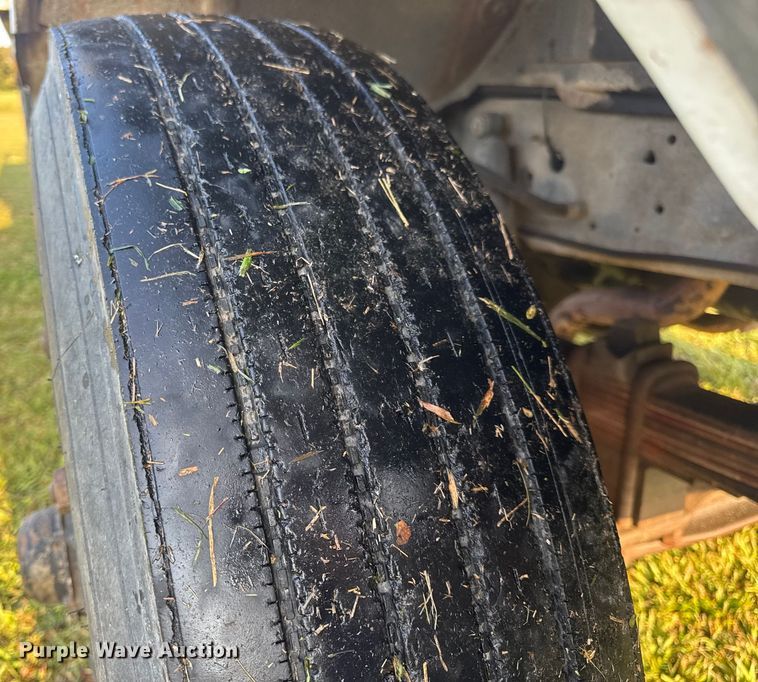 image for item DO2224 1978 Chevrolet C65 vacuum truck