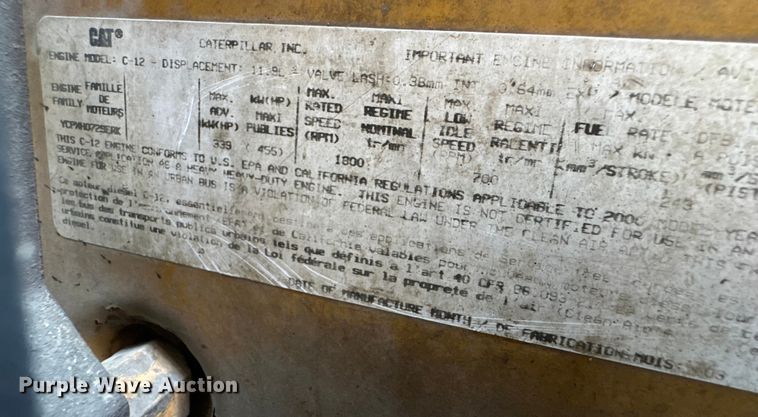 image for item DO2231 2000 Peterbilt 378 semi truck