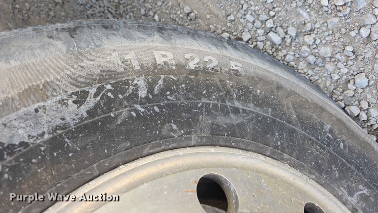 image for item DP8838 1991 Freightliner Conventional semi truck