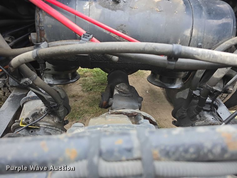 image for item DR3997 2012 Freightliner Cascadia semi truck