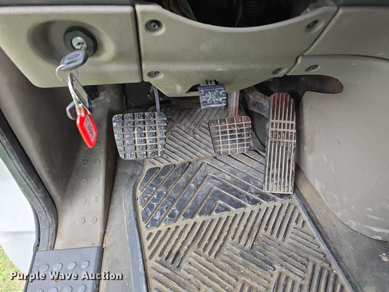 image for item DR3997 2012 Freightliner Cascadia semi truck