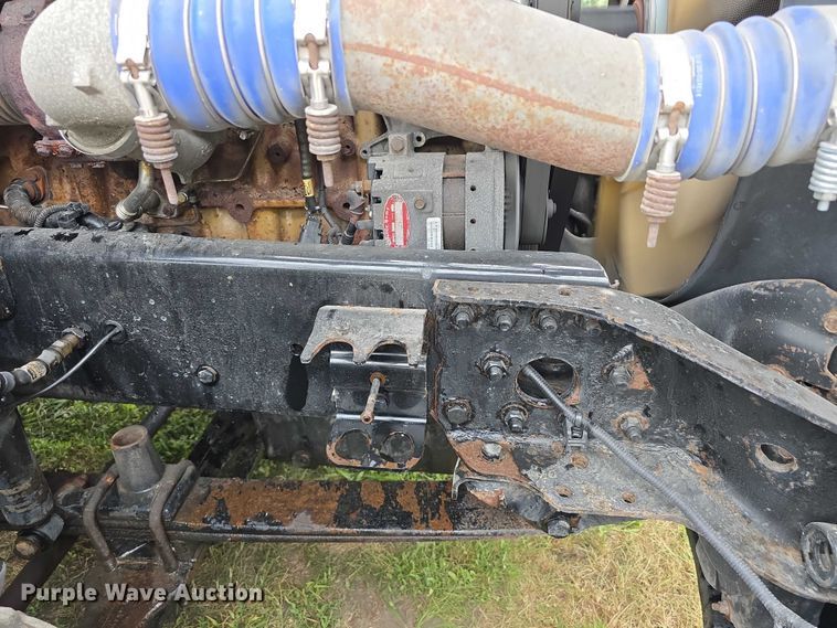 image for item DR3997 2012 Freightliner Cascadia semi truck