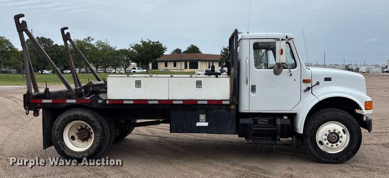 image for item DT3425 1996 International 4900 reel truck
