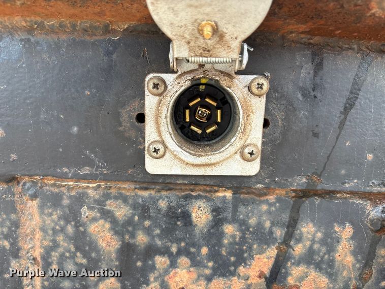 image for item DT3425 1996 International 4900 reel truck