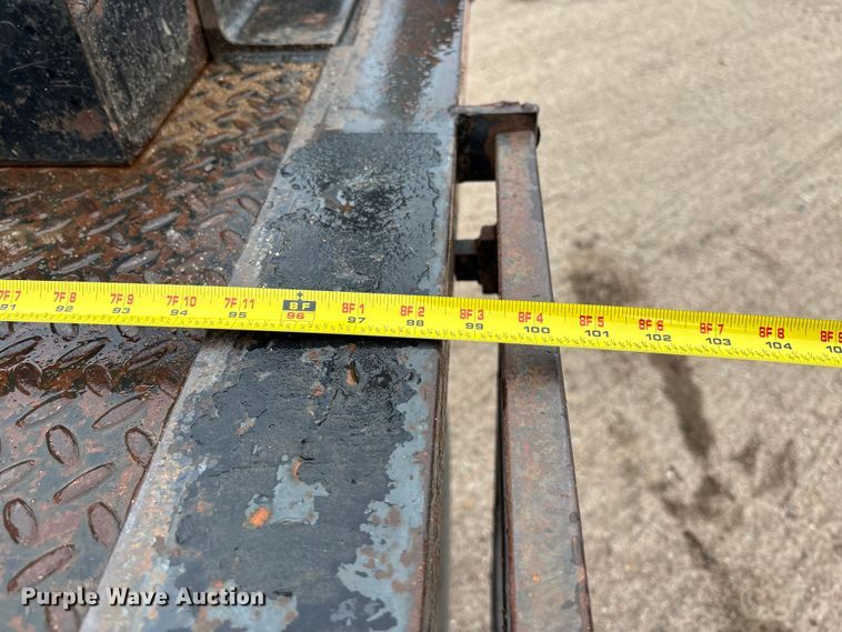 image for item DT3425 1996 International 4900 reel truck