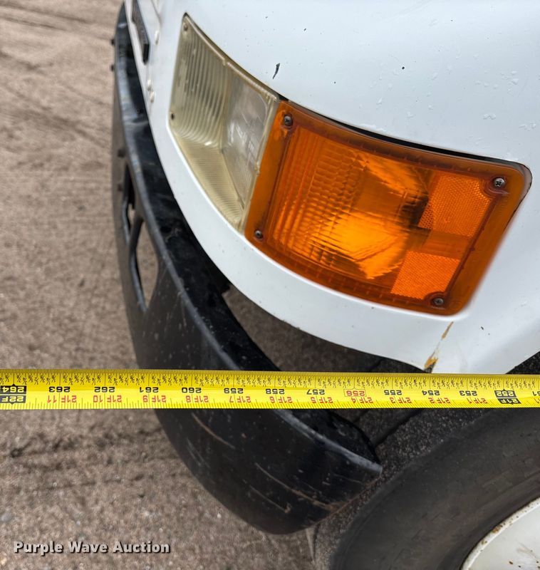 image for item DT3425 1996 International 4900 reel truck