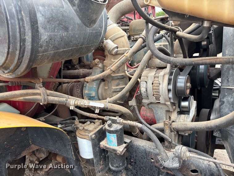 image for item DT3425 1996 International 4900 reel truck