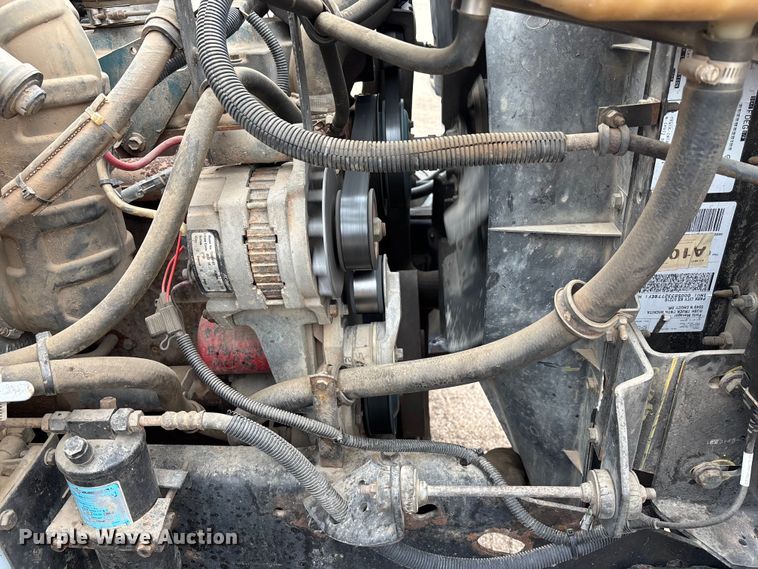 image for item DT3425 1996 International 4900 reel truck
