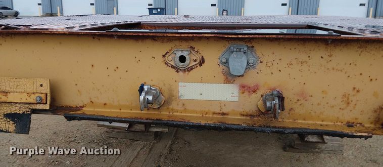 image for item DT6264 1979 HFTH drop deck equipment trailer