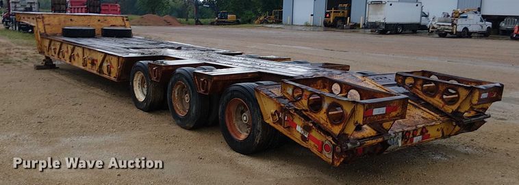 image for item DT6264 1979 HFTH drop deck equipment trailer