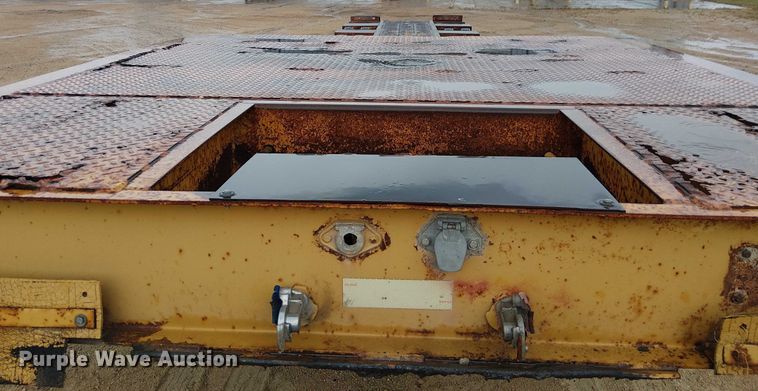 image for item DT6264 1979 HFTH drop deck equipment trailer