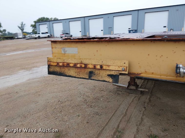 image for item DT6264 1979 HFTH drop deck equipment trailer