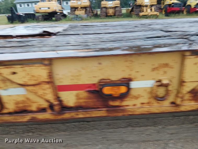 image for item DT6264 1979 HFTH drop deck equipment trailer