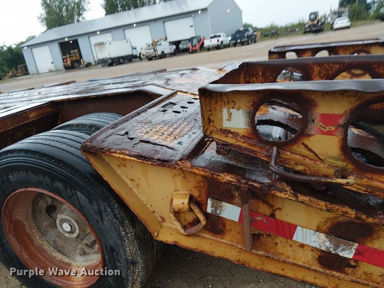 image for item DT6264 1979 HFTH drop deck equipment trailer