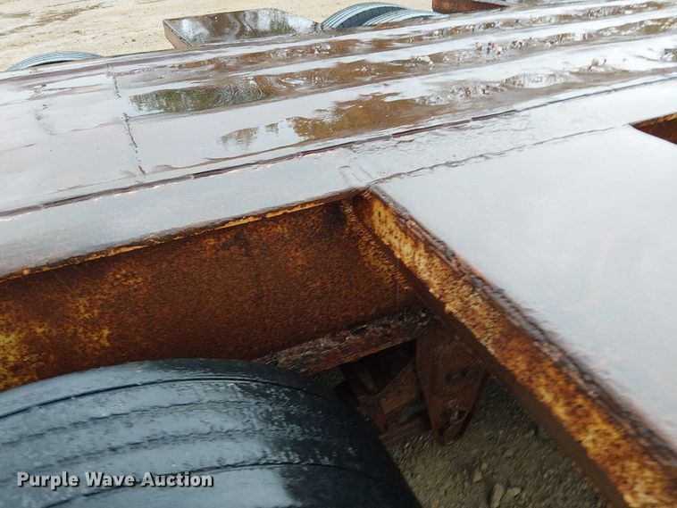 image for item DT6264 1979 HFTH drop deck equipment trailer