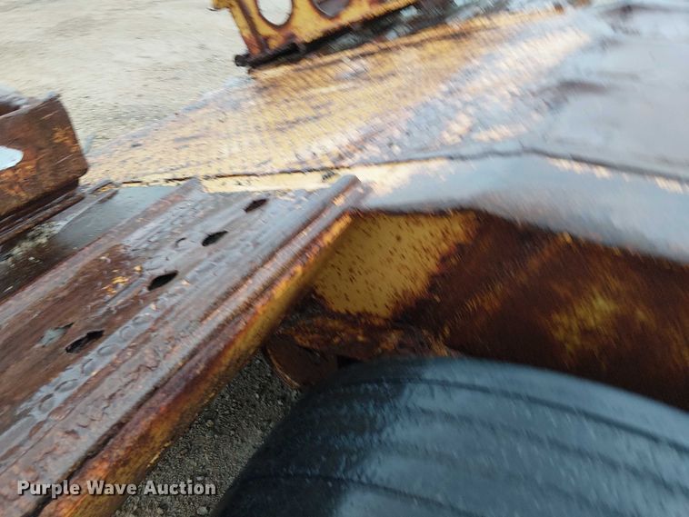 image for item DT6264 1979 HFTH drop deck equipment trailer