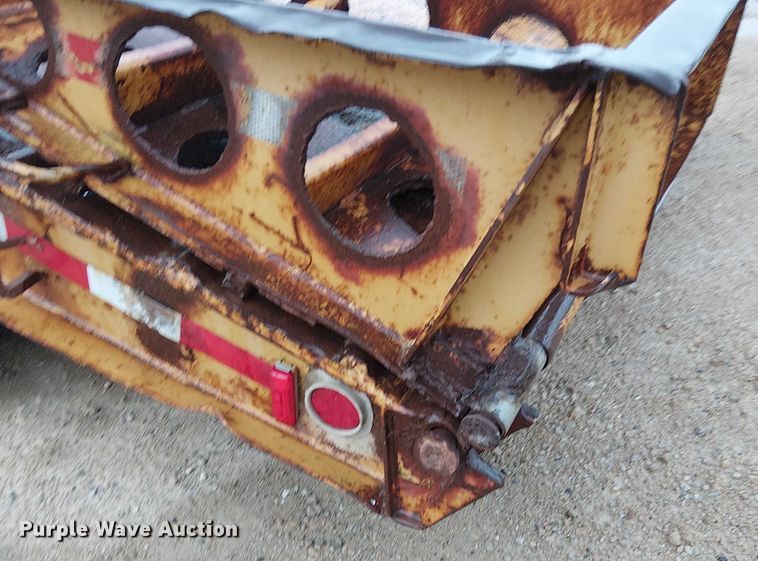 image for item DT6264 1979 HFTH drop deck equipment trailer