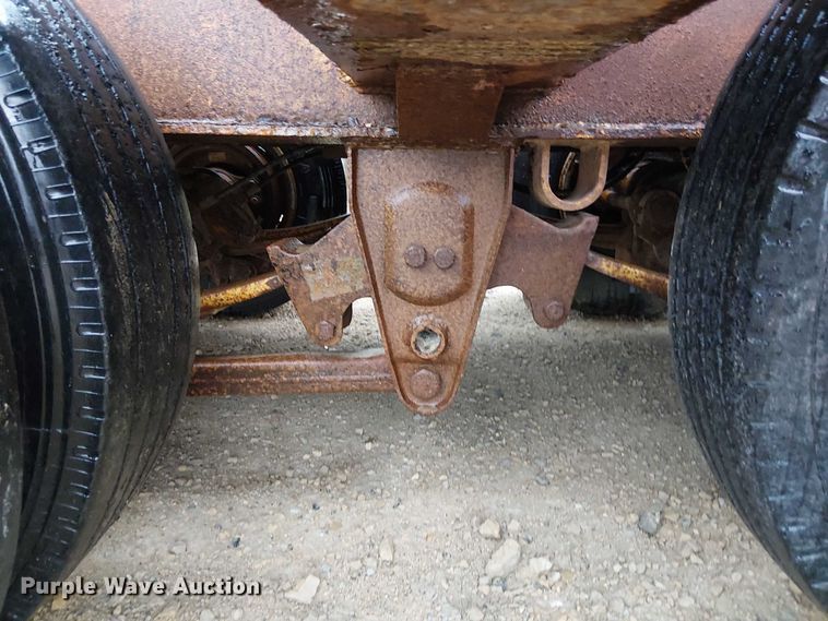 image for item DT6264 1979 HFTH drop deck equipment trailer