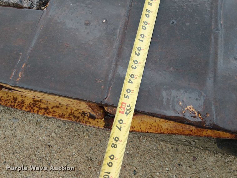 image for item DT6264 1979 HFTH drop deck equipment trailer