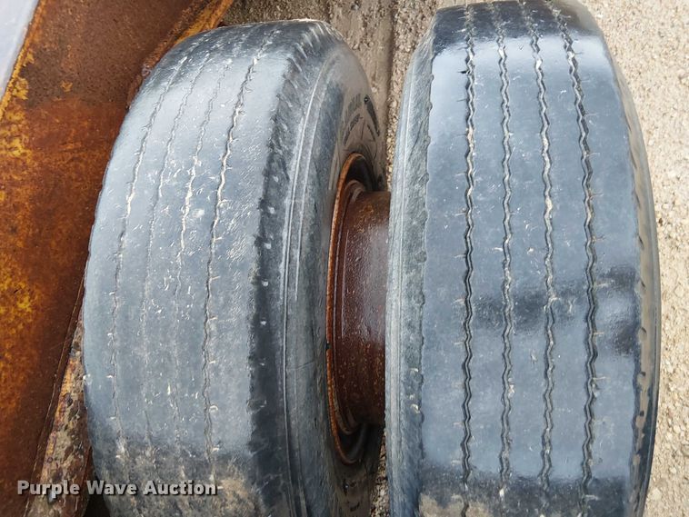 image for item DT6264 1979 HFTH drop deck equipment trailer