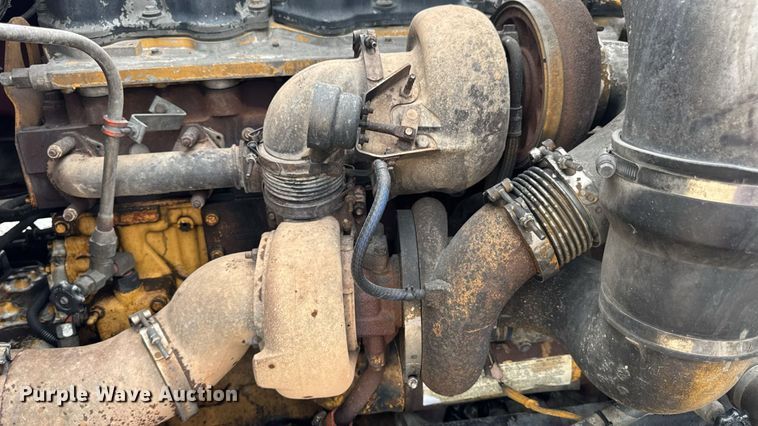 image for item DW3381 2007 International 9900ix Semi Truck