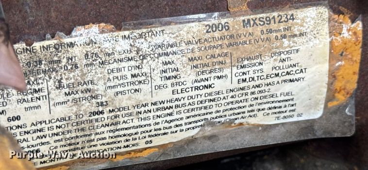 image for item DW3381 2007 International 9900ix Semi Truck