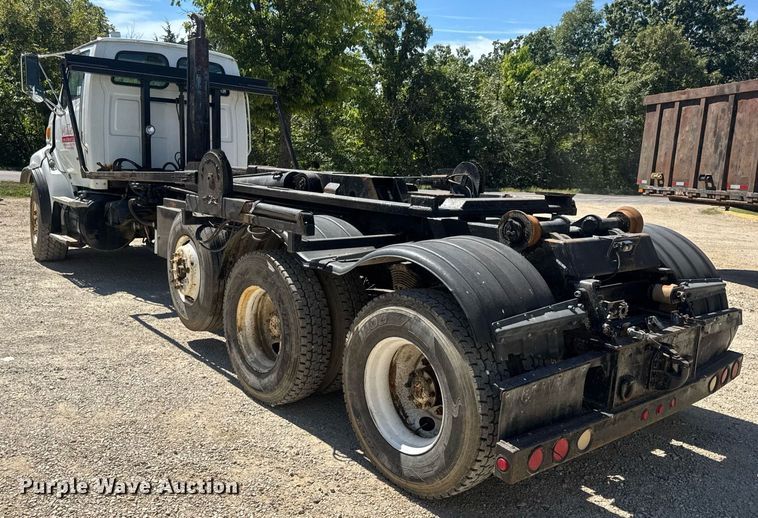 image for item DW6573 2005 Sterling hook lift truck