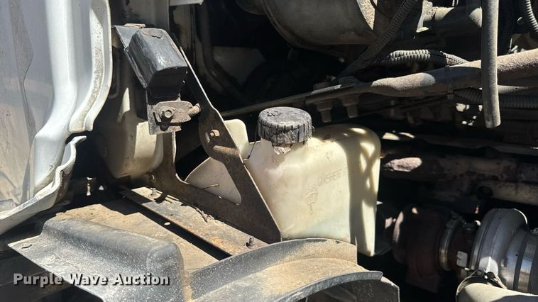 image for item DW6573 2005 Sterling hook lift truck