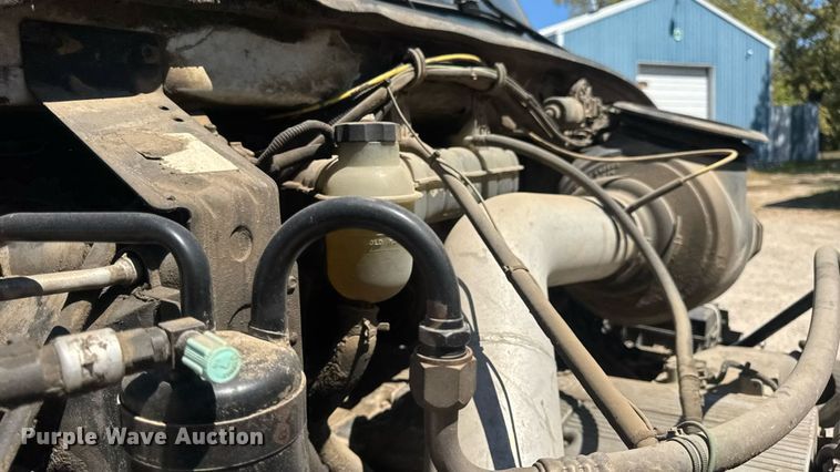 image for item DW6573 2005 Sterling hook lift truck