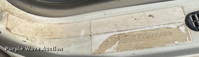 image for item DW6573 2005 Sterling hook lift truck