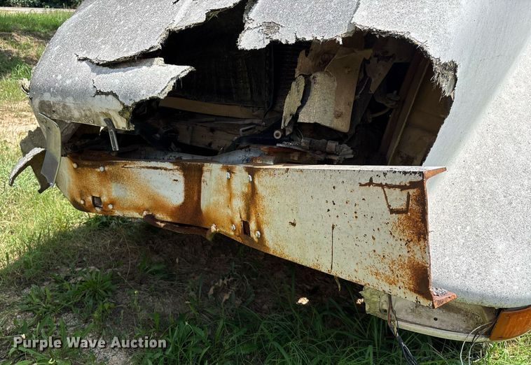 image for item DW7238 1995 International 9400 dump truck