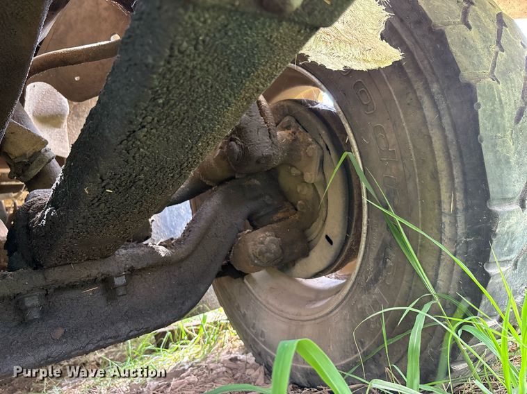 image for item DW7238 1995 International 9400 dump truck