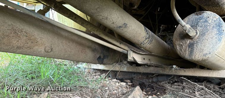 image for item DW7238 1995 International 9400 dump truck