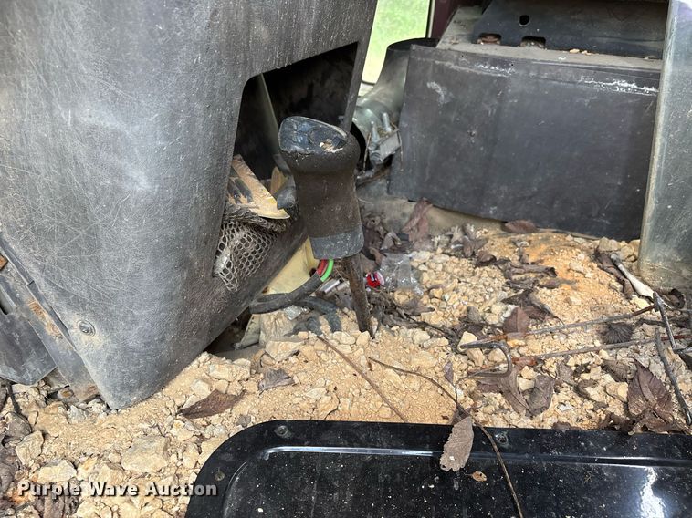 image for item DW7238 1995 International 9400 dump truck